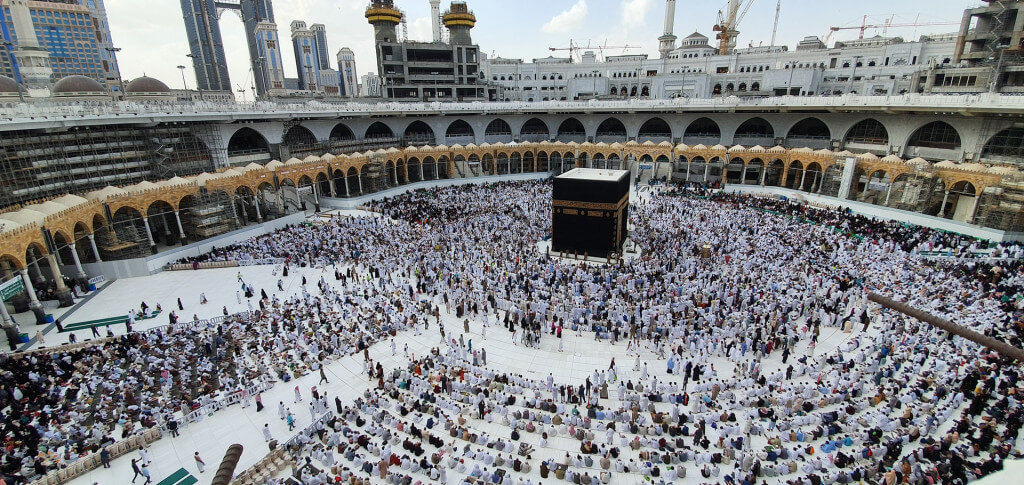 6 Tips Agar Tak Tersesat Saat Berada di Masjidil Haram